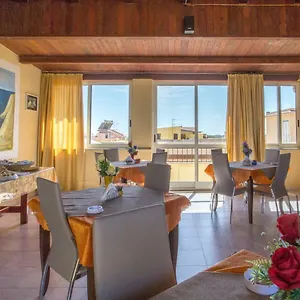 https://bnb-isola-bella.sicilyhotelsitaly.net